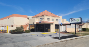 RightSpace - 4015 - Apple Valley Town Center