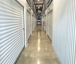 Extra Space Storage - 6496 - Houston - 11913 E Sam Houston Pkwy N - Photo 5