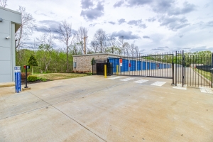 Houston Levee Storage - Photo 3
