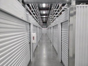 Extra Space Storage - 5191 - Altamonte Springs - Orange Ave - Photo 3