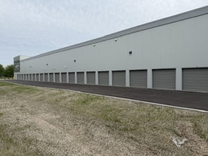 Extra Space Storage - 6915 - Hanover Park - Hunter Rd - Photo 4