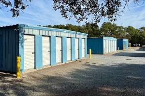 Pender Storage - Photo 2