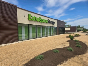 Extra Space Storage - 6880 - Burlington - Old Florence Pike