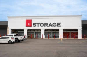 U Storage - Albert Pike