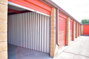 STOR-N-LOCK Self Storage - 4930 S Redwood Rd, Taylorsville - Photo 4