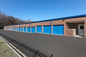 Absolute Storage of Munford