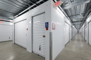 Centro Storage - Photo 7