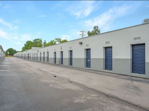 Storage Star - Williamsburg - Mooretown - Photo 2