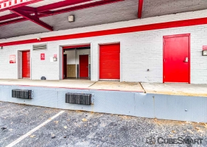 CubeSmart Self Storage - Queens - 122-20 Merrick Blvd - Photo 10