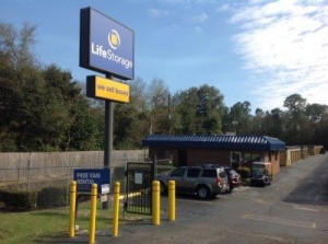 Life Storage - Pensacola - East Nine Mile Road Picture of Life Storage - Pensacola - East Nine Mile Road