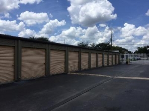 Life Storage - Tampa - West Columbus Drive Picture of Life Storage - Tampa - West Columbus Drive