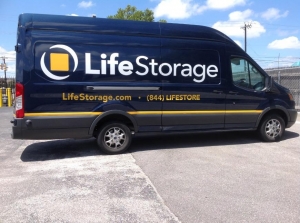 Life Storage - San Antonio - 8025 Culebra Road Picture 3 of Life Storage - San Antonio - 8025 Culebra Road - FindStorageFast.com