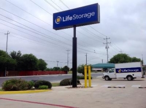 Life Storage - San Antonio - Tezel Road Picture of Life Storage - San Antonio - Tezel Road