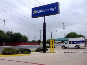 Life Storage - San Antonio - Tezel Road Picture 4 of Life Storage - San Antonio - Tezel Road - FindStorageFast.com