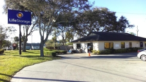 Storage Units at Life Storage - Tampa - East Hillsborough Avenue - 6010 E Hillsborough Ave