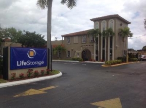 Life Storage - Hollywood - North 21st Avenue Picture of Life Storage - Hollywood - North 21st Avenue