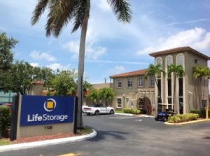 Life Storage - Hollywood - North 21st Avenue Picture of Life Storage - Hollywood - North 21st Avenue