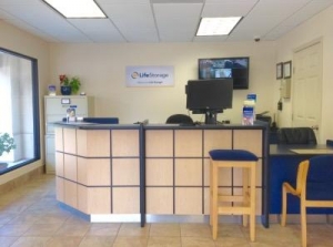 Life Storage - San Antonio - Huebner Road Picture of Life Storage - San Antonio - Huebner Road