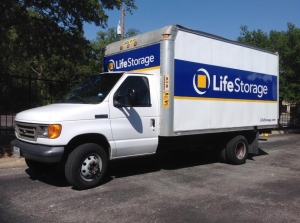 Life Storage - San Antonio - Huebner Road Picture 4 of Life Storage - San Antonio - Huebner Road - FindStorageFast.com