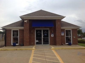 Life Storage - Columbus - Williams Road Picture of Life Storage - Columbus - Williams Road