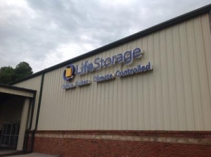 Life Storage - Columbus - Williams Road Picture of Life Storage - Columbus - Williams Road