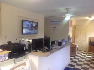 Life Storage - Columbus - Amber Drive Picture of Life Storage - Columbus - Amber Drive