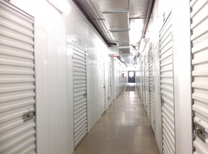 Life Storage - San Antonio - 7550 Culebra Road Picture 1 of Life Storage - San Antonio - 7550 Culebra Road - FindStorageFast.com