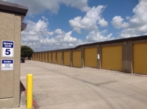 Life Storage - San Antonio - Jackson-Keller Road Picture of Life Storage - San Antonio - Jackson-Keller Road