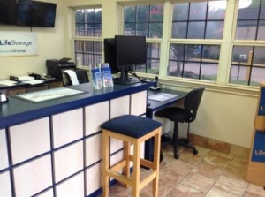 Life Storage - Houston - Long Point Road Picture of Life Storage - Houston - Long Point Road
