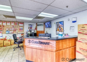 CubeSmart Self Storage - Diamond Bar - Photo 7