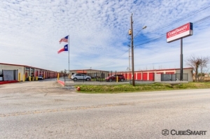 CubeSmart Self Storage - Houston - 9900 Rowlett Rd Picture of CubeSmart Self Storage - Houston - 9900 Rowlett Rd
