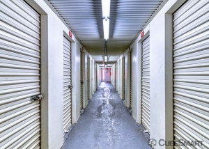 CubeSmart Self Storage - Houston - 7001 Synott Rd - Photo 5