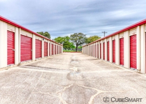 CubeSmart Self Storage - College Station - 104 Holleman Drive - Photo 3