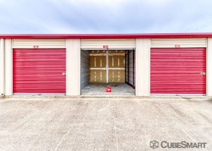 CubeSmart Self Storage - College Station - 104 Holleman Drive - Photo 4