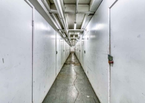 CubeSmart Self Storage - Santa Ana - Photo 7