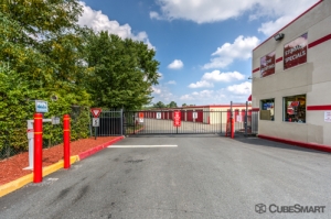 CubeSmart Self Storage - East Hanover - Photo 7