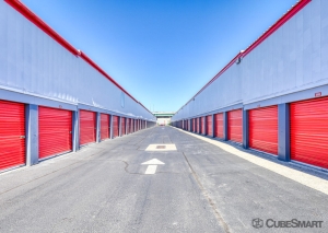 CubeSmart Self Storage - Cranford - Photo 3
