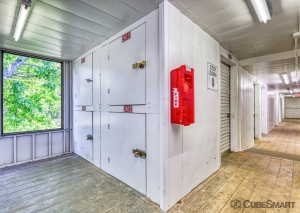 CubeSmart Self Storage - Cranford - Photo 4