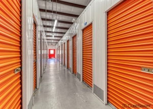 CubeSmart Self Storage - Sarasota - 8250 N. Tamiami Trail - Photo 5