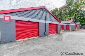 CubeSmart Self Storage - Belmont - Photo 2