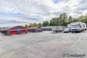 CubeSmart Self Storage - Belmont - Photo 6