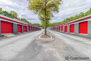 CubeSmart Self Storage - Belmont - Photo 7