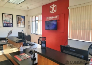 CubeSmart Self Storage - Bellwood - Photo 3