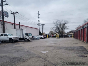 CubeSmart Self Storage - Bellwood - Photo 5