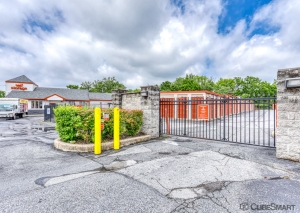 CubeSmart Self Storage - Baltimore - 8432 Pulaski Hwy - Photo 10