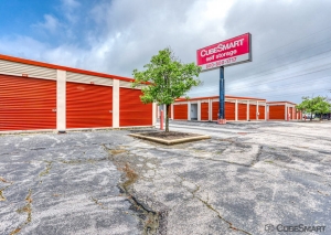 CubeSmart Self Storage - Baltimore - 8432 Pulaski Hwy - Photo 9