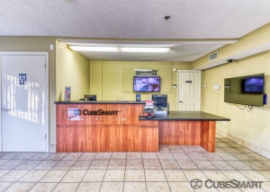 CubeSmart Self Storage - Vista - 2220 Watson Way - Photo 6