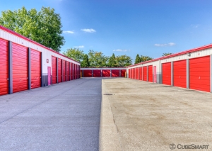 CubeSmart Self Storage - Joliet - 2114 Oak Leaf Street - Photo 5