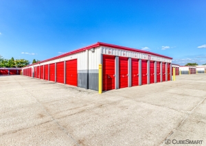 CubeSmart Self Storage - Joliet - 2114 Oak Leaf Street - Photo 6