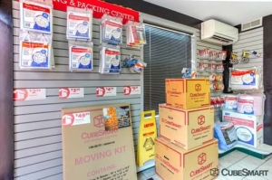 CubeSmart Self Storage - West Chicago - Photo 6